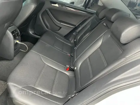 JETTA 2.0 TSI Highline