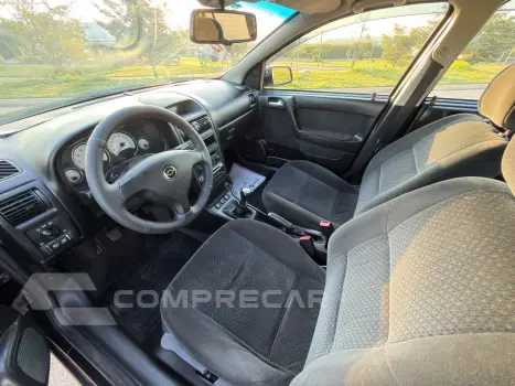 ASTRA 2.0 MPFI Advantage 8V