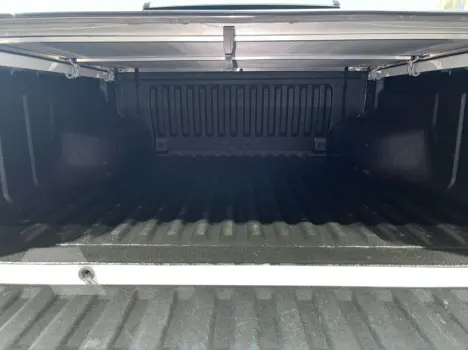 TRITON 2.4 Biturbo CD Hpe-s 4X4