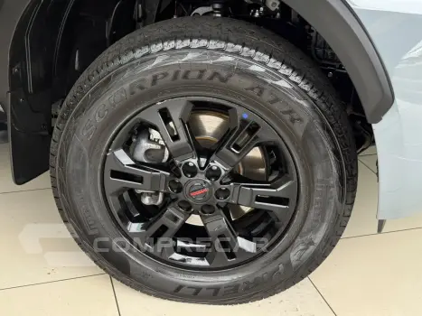 Frontier 2.3 16V PRO4X CABINE DUPLA 4X4 BI-TURBO DIESEL AUTO