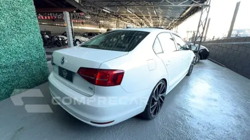 JETTA Highline 2.0 TSI 16V 4p Tiptronic