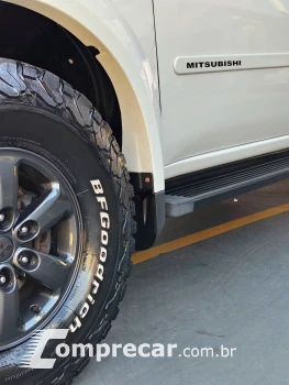 L200 Triton HLS 2.4 Flex 16V CD Mec.
