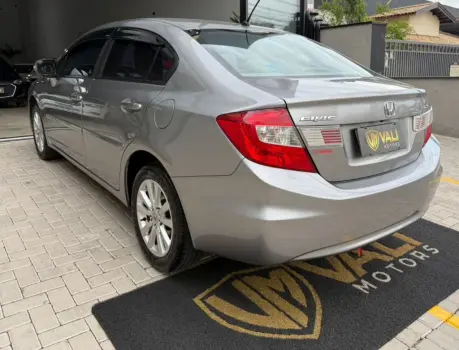 Civic Sed. LXL/ LXL SE 1.8 Flex 16V Aut.