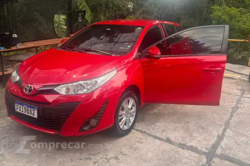 Toyota YARIS 1.3 16V XL 4 portas