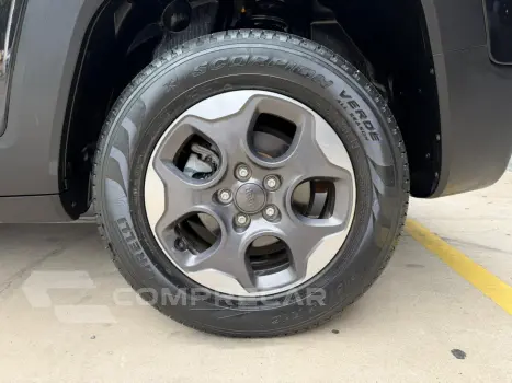 Renegade 1.8 16V Flex 4P Automático
