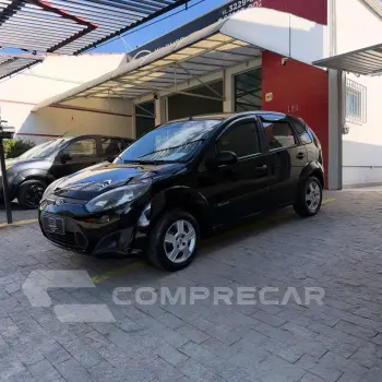 FORD FIESTA 1.0 MPI Class 8V 4 portas