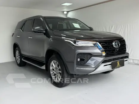 HILUX SW4 2.8 D-4d Turbo SRX 7L 4X4