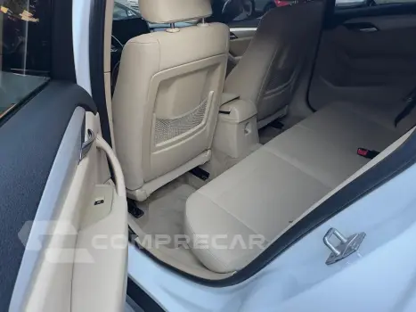 X1 2.0 18I S-Drive 4X2 16V Gasolina 4P Automático