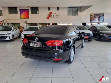 JETTA - 2.0 COMFORTLINE 4P TIPTRONIC