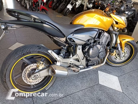 CB 600F HORNET