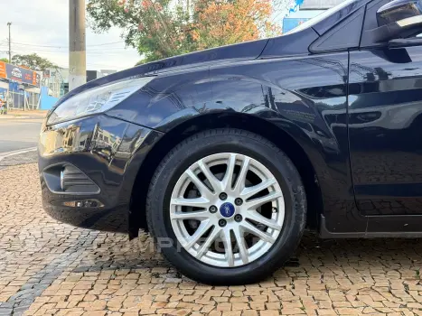 FOCUS 2.0 GLX Sedan 16V