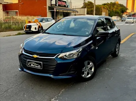 CHEVROLET ONIX 1.0 LT 4 portas