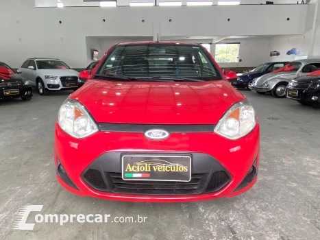 FIESTA 1.6 MPI Class Hatch 8V