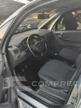 MERIVA 1.8 MPFI JOY 8V