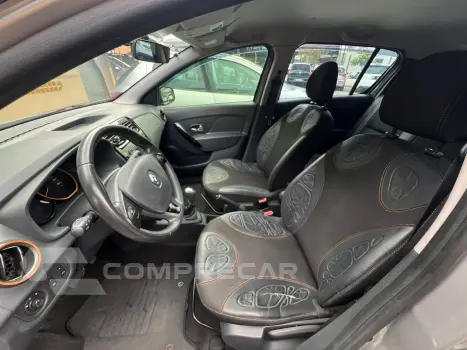 Sandero 1.6 16V SCE FLEX STEPWAY EASY-R