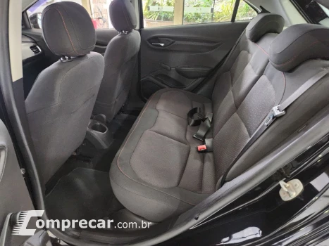 Onix Hatch 1.4 4P FLEX LT