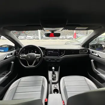 Nivus Highline 1.0 200 TSI Flex Aut.