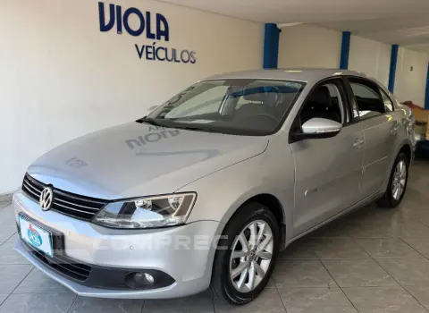 Volkswagen JETTA Comfortline 2.0 T.Flex 8V 4p Tipt. 4 portas