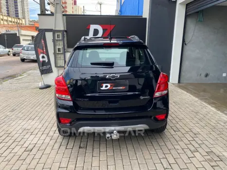TRACKER 1.4 16V Turbo Midnight