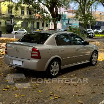 ASTRA 2.0 MPFI Elite Sedan 8V