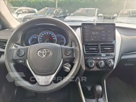 YARIS 1.5 16V FLEX SEDAN XL LIVE MULTIDRIVE