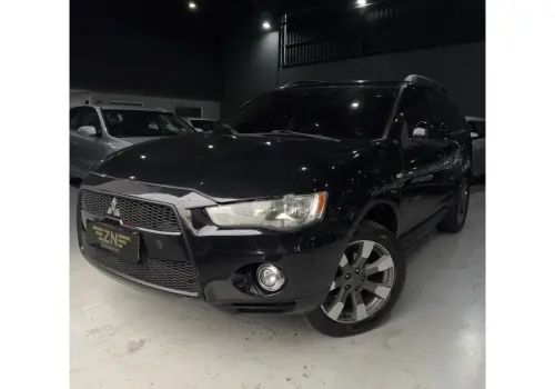 Mitsubishi OUTLANDER 2.0 16V GASOLINA 4P AUTOMÁTICO 4 portas