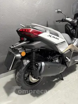 XMAX 250 ABS CONNECTED