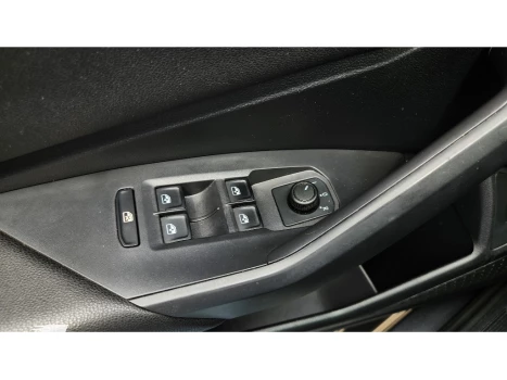 JETTA 1.4 250 TSI TOTAL FLEX R-LINE TIPTRONIC
