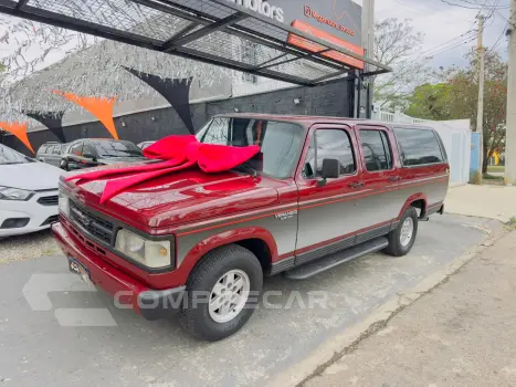 Veraneio 4.0 4P DIESEL CUSTOM S CABINE DUPLA