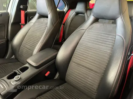 Classe Sport 4MATIC 2.0 16V 211cv Aut.