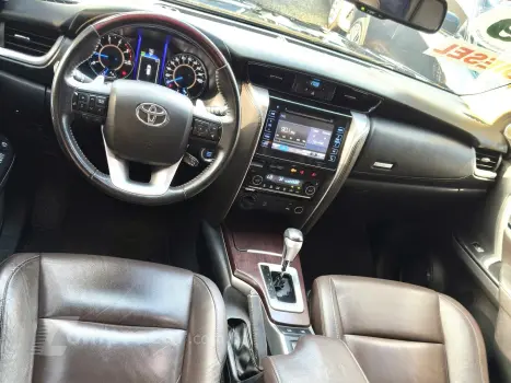 HILUX SW4 2.8 SRX 4X4 7 LUGARES 16V TURBO INTERCOOLER DIESEL