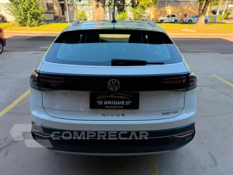 Nivus 1.0 200 Tsi Total Flex Highline Automático