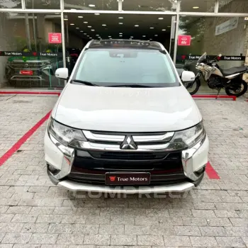 OUTLANDER 3.0 GT 4X4 V6 24V