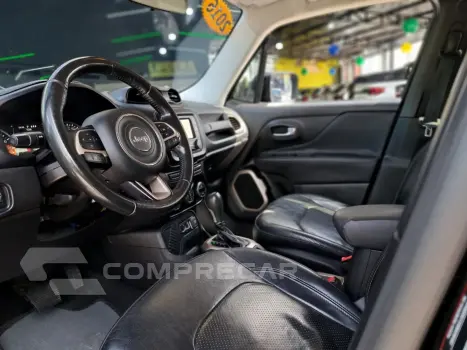 Renegade 1.8 16V Flex Limited 4P Automático
