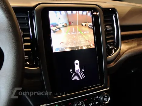 TORO 2.0 16V Turbo Ranch 4WD AT9