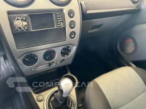 FIESTA 1.6 ROCAM SE SEDAN 8V FORD