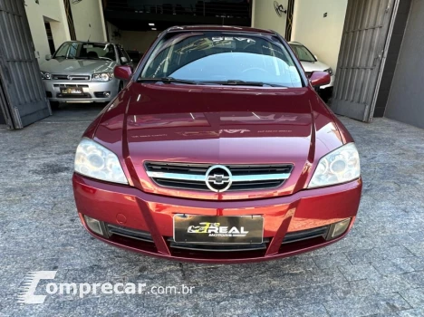 ASTRA 2.0 MPFI Advantage Sedan 8V
