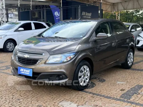 CHEVROLET ONIX 1.4 MPFI LT 8V 4 portas