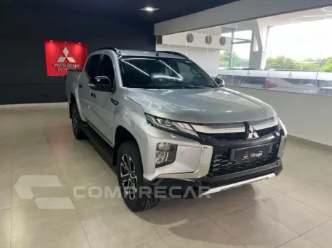 L200 TRITON 2.4 16V Turbo Sport Hpe-s CD 4X4