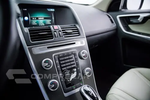 XC 60 2.0 T5  5p