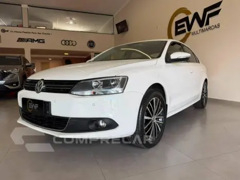 VOLKSWAGEN JETTA 2.0 TSI HIGHLINE DSG