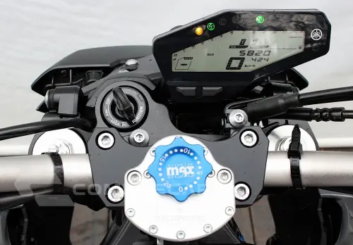 YAMAHA MT-09