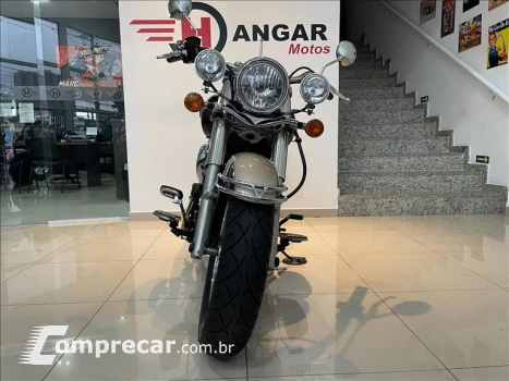 VULCAN 900 CLASSIC LT