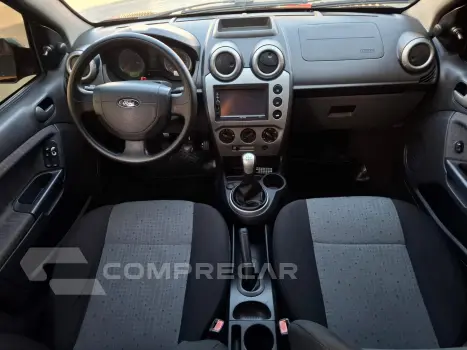 FIESTA 1.6 MPI Sedan 8V