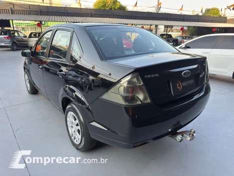 FIESTA 1.6 MPI Class Sedan 8V