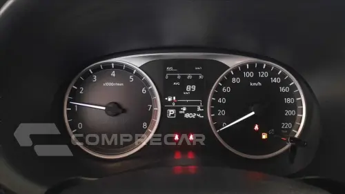 KICKS PLAY 1.6 16V FLEXSTART SENSE XTRONIC