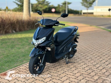 Yamaha FLUO 125