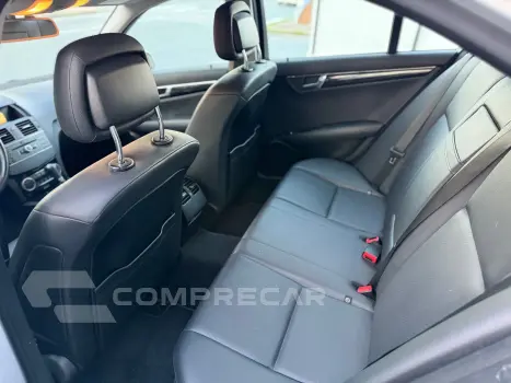C 180 1.8 Cgi Classic 16V Turbo Gasolina 4P Automático