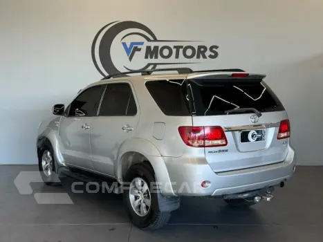 HILUX SW4 3.0 SRV 4X4 16V TURBO INTERCOOLER DIESEL 4P MANUAL