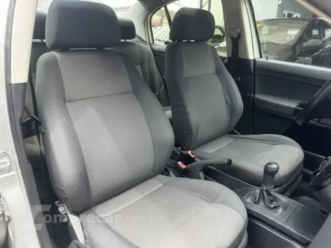 Polo Sedan 1.6 4P FLEX